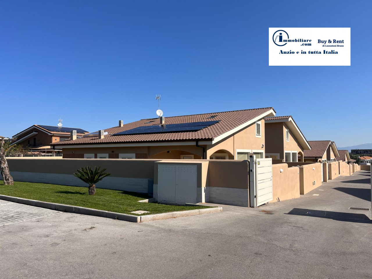 Villa Singola  in <br/> vendita a Anzio
