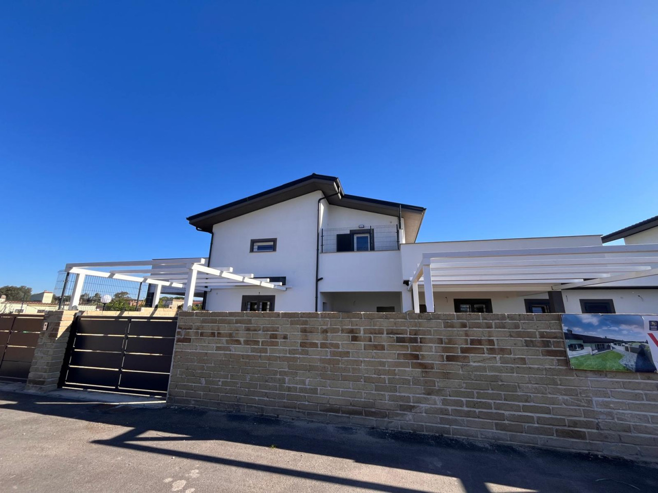 Villa a Schiera  in <br/> vendita a Anzio